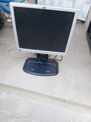 Pantalla HP Plata