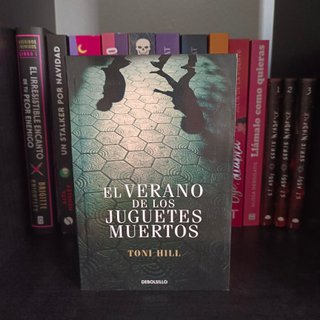 El Verano de los Juguetes Muertos - Libro