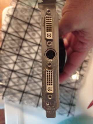 Scheda Video Sapphire ATI Radeon 4850 512MB