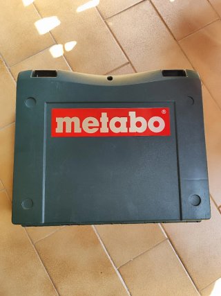 Taladro METABO SBE-660 en muy buen estado.