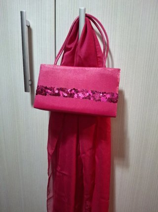 Lote,  Flor Rosa y Bolso a juego.regalo pañuelo.