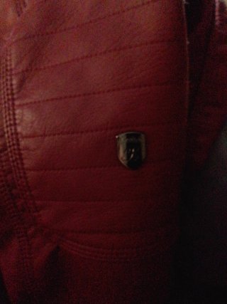 Chaqueta koroshi roja mujer