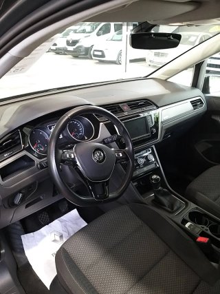 Volkswagen Touran 2016
