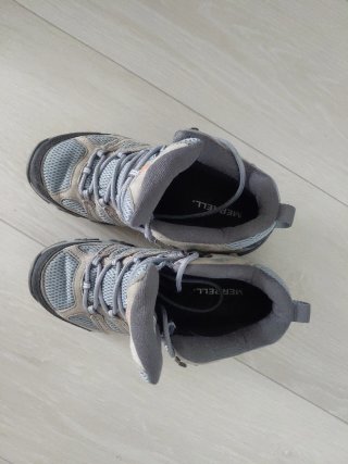 Botas de montaña Merrell poco uso