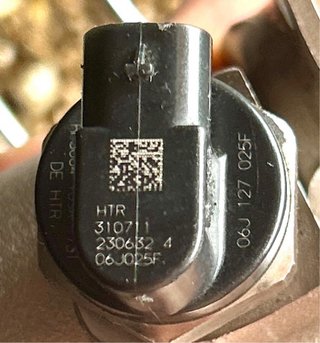 Bomba gasolina alta Audi TFSI 2.0 06J127025F