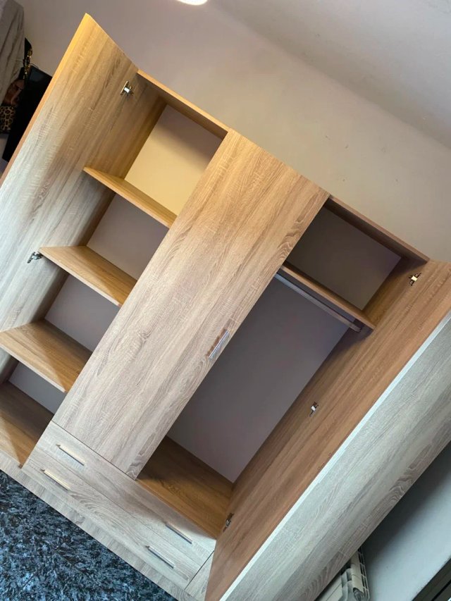 Armadi moderni 2P 3P 4P in legno