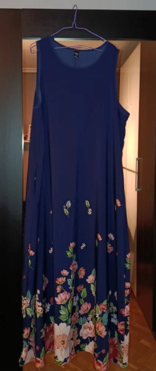 Vestido largo azul estampado floral