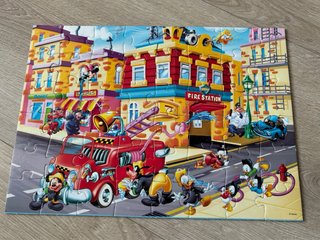 Puzzle Disney Mickey's Toontown 48 piezas