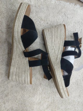 Sandalias Geox Talla 40 Negras y Beige