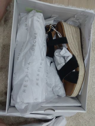 Sandalias Geox Talla 40 Negras y Beige