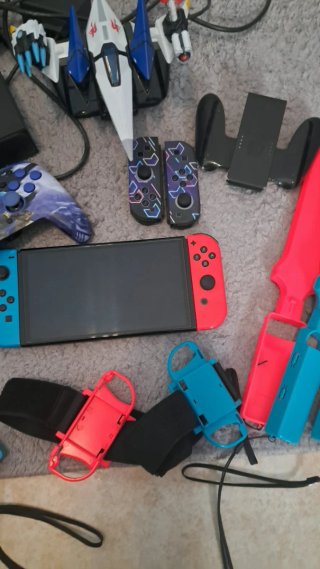 Nintendo Switch OLED + Accesorios