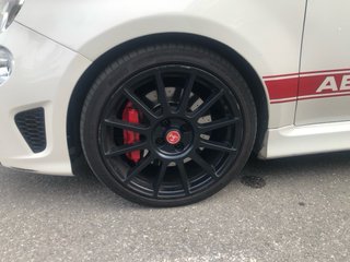 Abarth 595 Competizione - Motor Nuevo