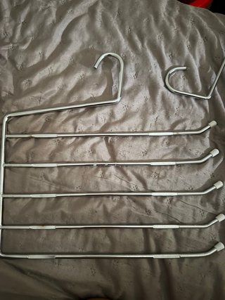 Perchas metálicas con pinzas (Set de 5)