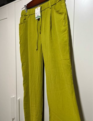 Pantalón de verano verde talla M
