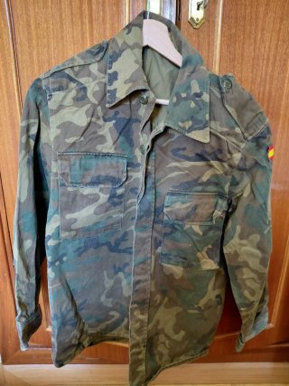 Sobrecamisa militar camuflaje