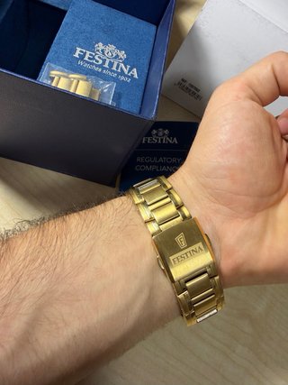 Reloj Festina Cronógrafo Dorado Beige Acero