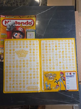 Revista Nintendo Acción 162 y Carpeta Pokémon 2006