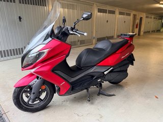 Kymco Downtown 350i Rosso - Gomme nuove