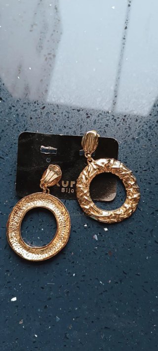 Lote Pendientes Grandes Dorados y Negros
