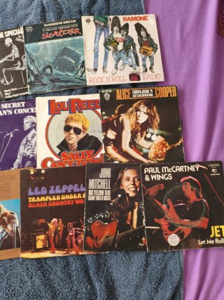 Vinilos varios. 20€ cada uno