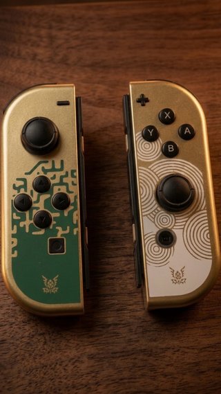Joy-Con Nintendo Switch Edición Zelda Dorados