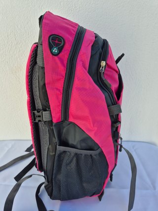 Mochila Senderismo Alaska 40L Rosa