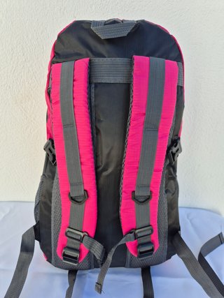 Mochila Senderismo Alaska 40L Rosa