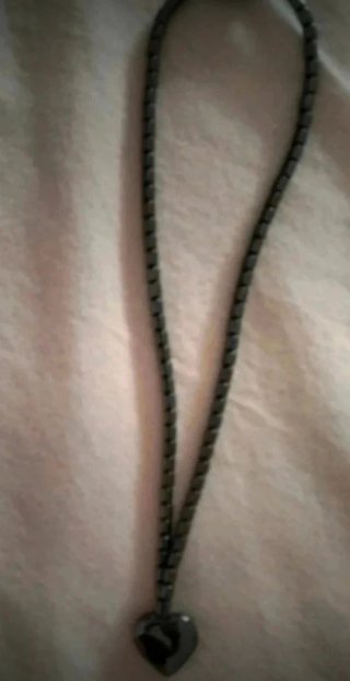 Collar Corazón Gris