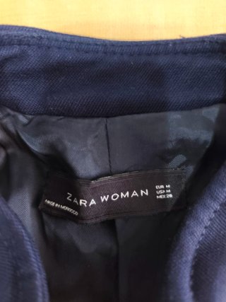 Chaqueta Zara Azul con Detalles Dorados Talla M