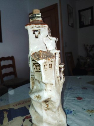 Botella Licor Cerámica Cuenca Edificio