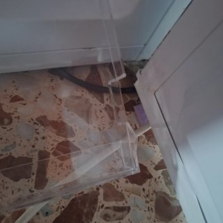 Nevera mediana en buen estado