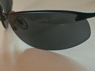 Gafas de sol Ray-Ban negras y grises