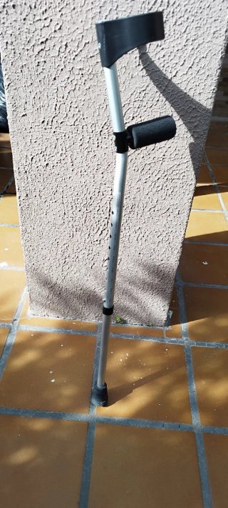 Muleta para niño o adulto bajito