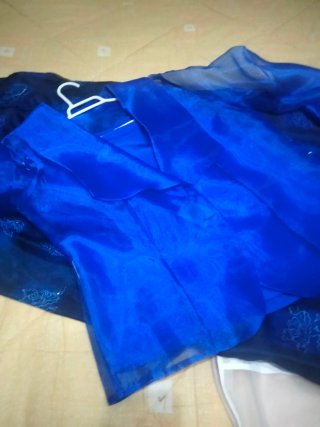Conjunto elegante azul para ocasión especial