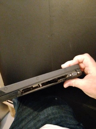 Portatile IBM ThinkPad T43, con caricabatterie originale