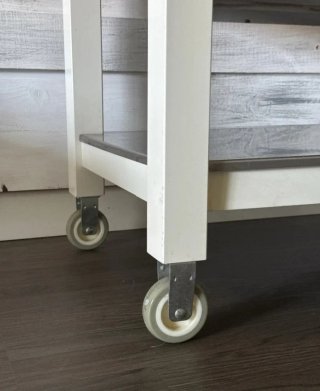 Mesa auxiliar cocina Ikea roble y metal