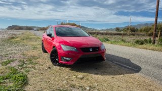 SEAT Leon FR 2016.