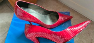 Zapatos Bimba y Lola tacón piel serpiente