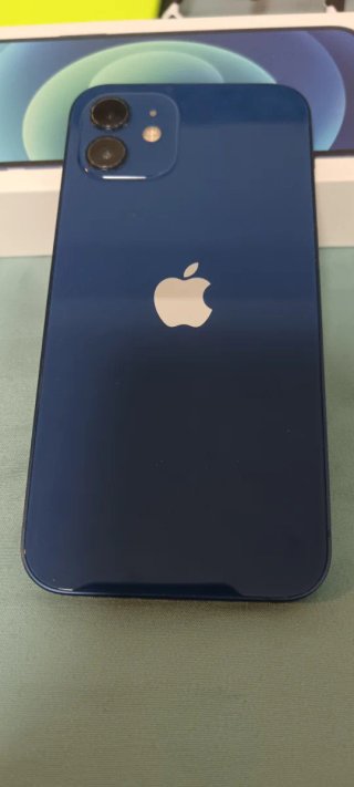 IPHONE 12