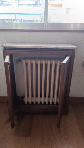 Mueble antiguo madera y mármol
