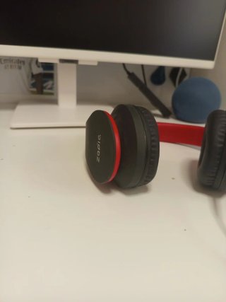 Auriculares rojos-Ya no se fabrica está marca