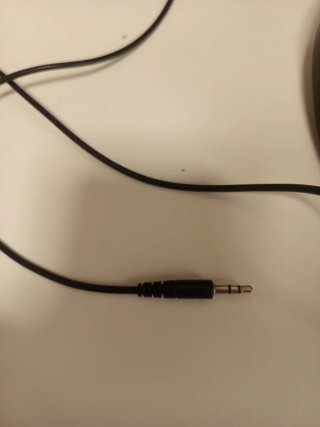 Auriculares rojos-Ya no se fabrica está marca