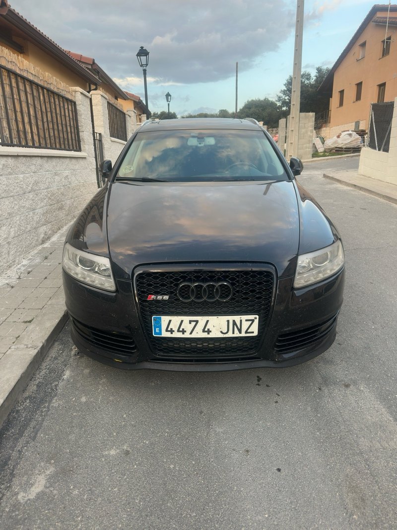 Audi RS6 2010 - foto 1