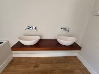 Cabina ducha, jacuzzi hidromasaje y baño completo