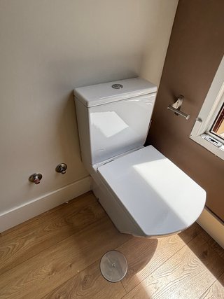 Cabina ducha, jacuzzi hidromasaje y baño completo