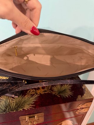 Bolso Guess Marrón y Dorado
