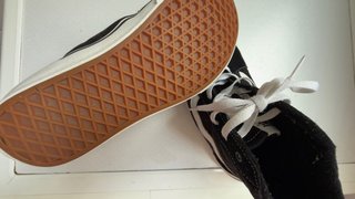 Zapatillas Vans Sk8-Hi Negras y Blancas