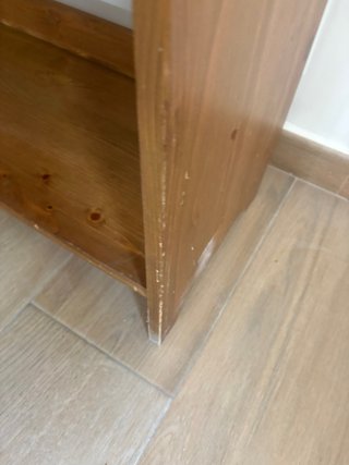 Muebles de salón de IKEA efecto roble.