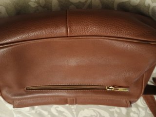 Bolso de cuero marrón