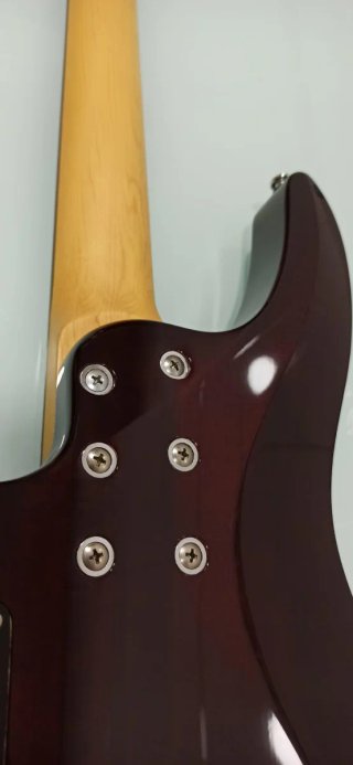 Bajo Schecter C-4 Deluxe Crimson Red Burst